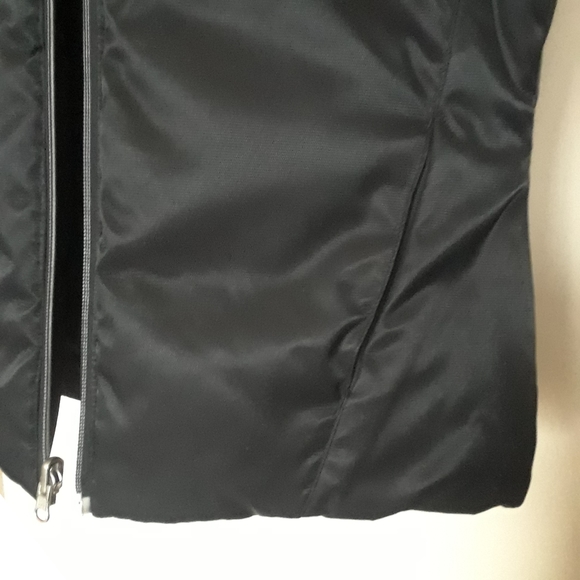 HBC. Reversible Down Puffer Vest Jacket. Black. Small - Picture 4 of 15